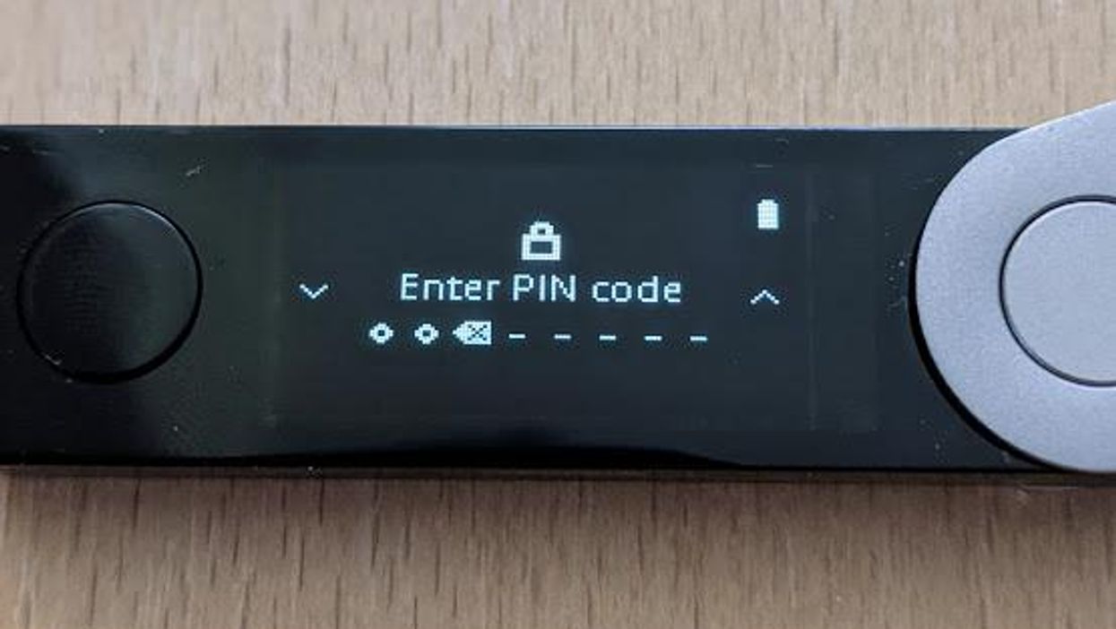 Ledger Nano X Enter PIN code