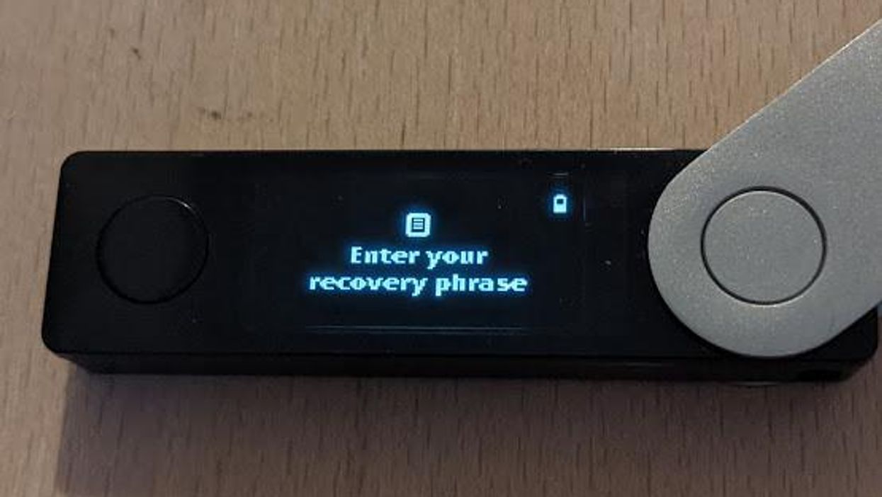 Ledger Nano X enter recovery phrase