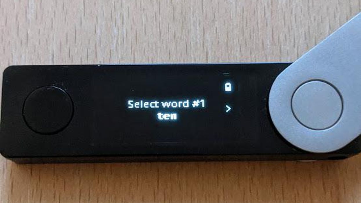 Ledger Nano X select word 1