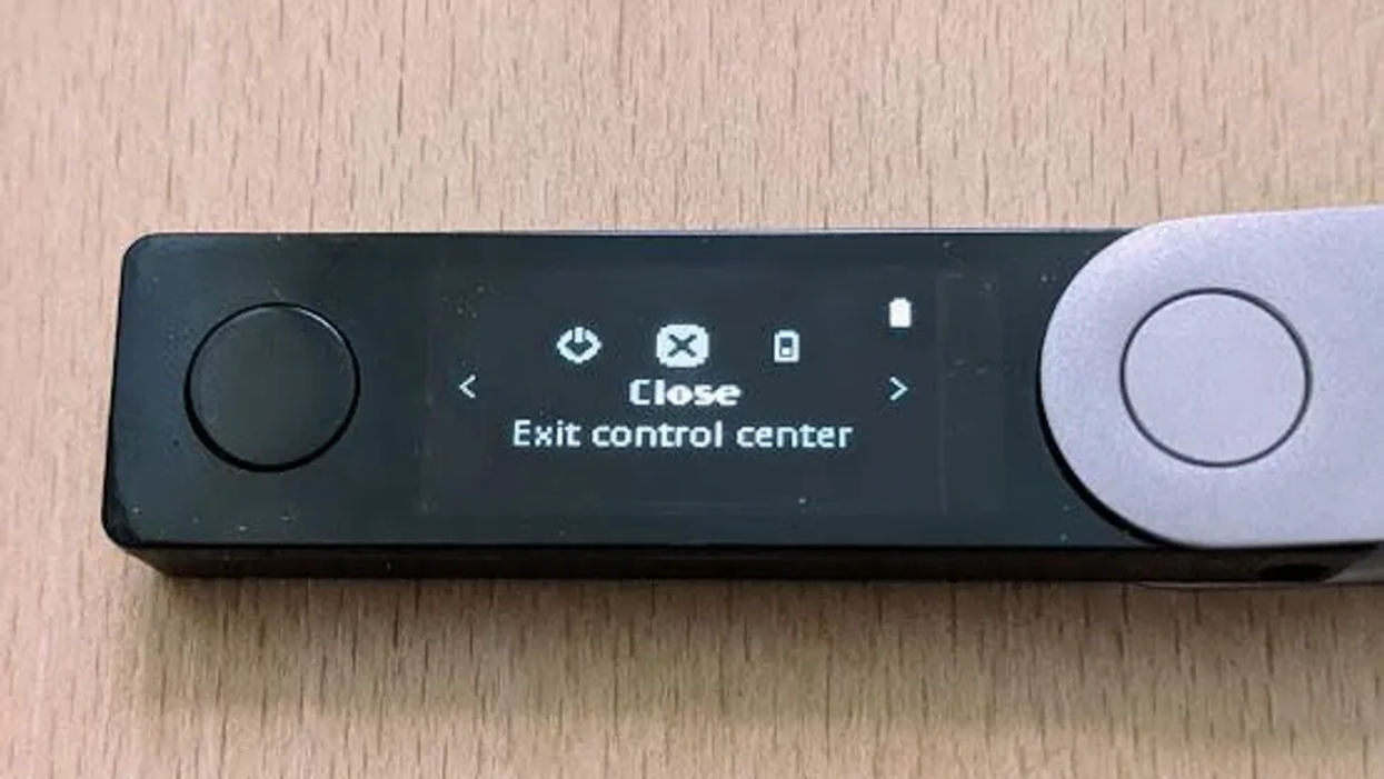 Ledger Nano X close icon
