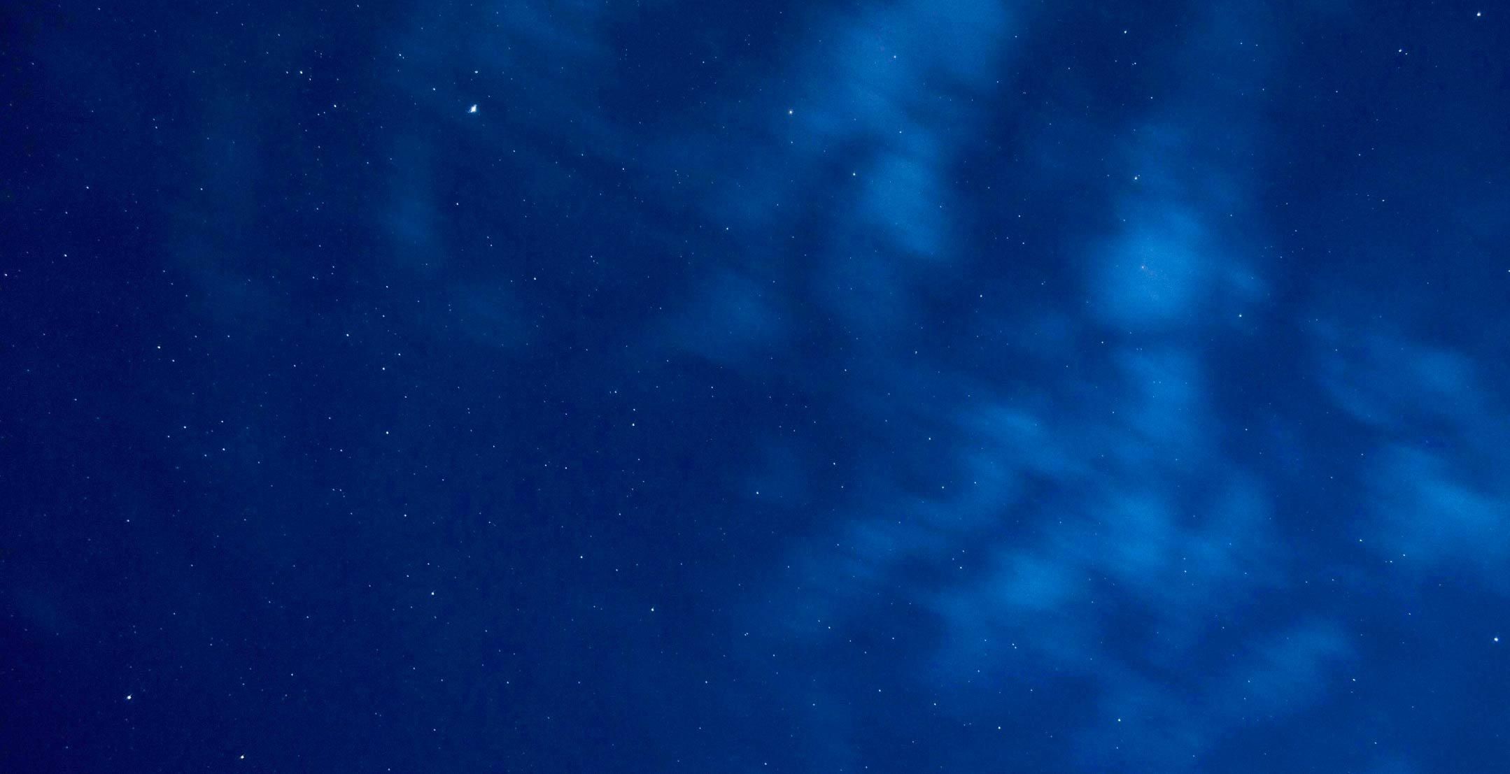 footer-star-background